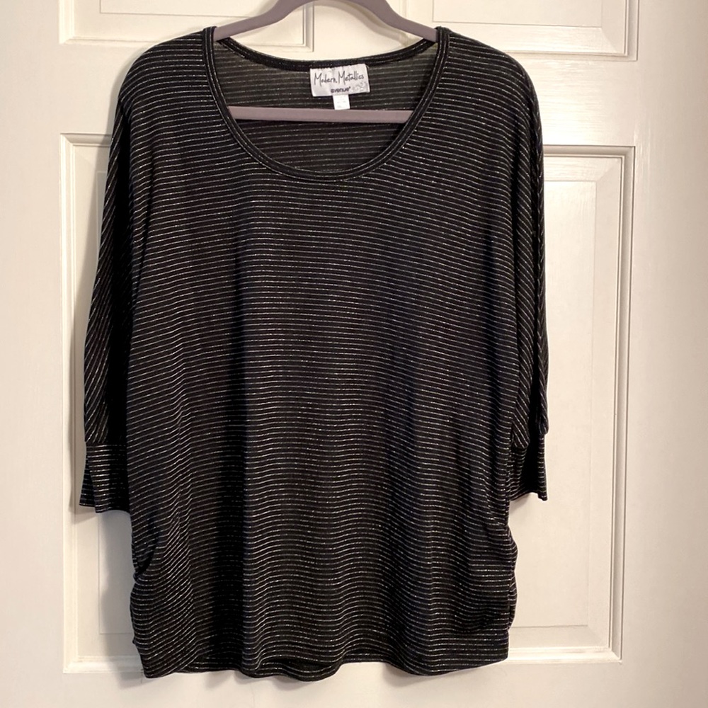 Avenue Modern Metallics 3/4 Sleeve Top, 18/20, Black with Silver Strips